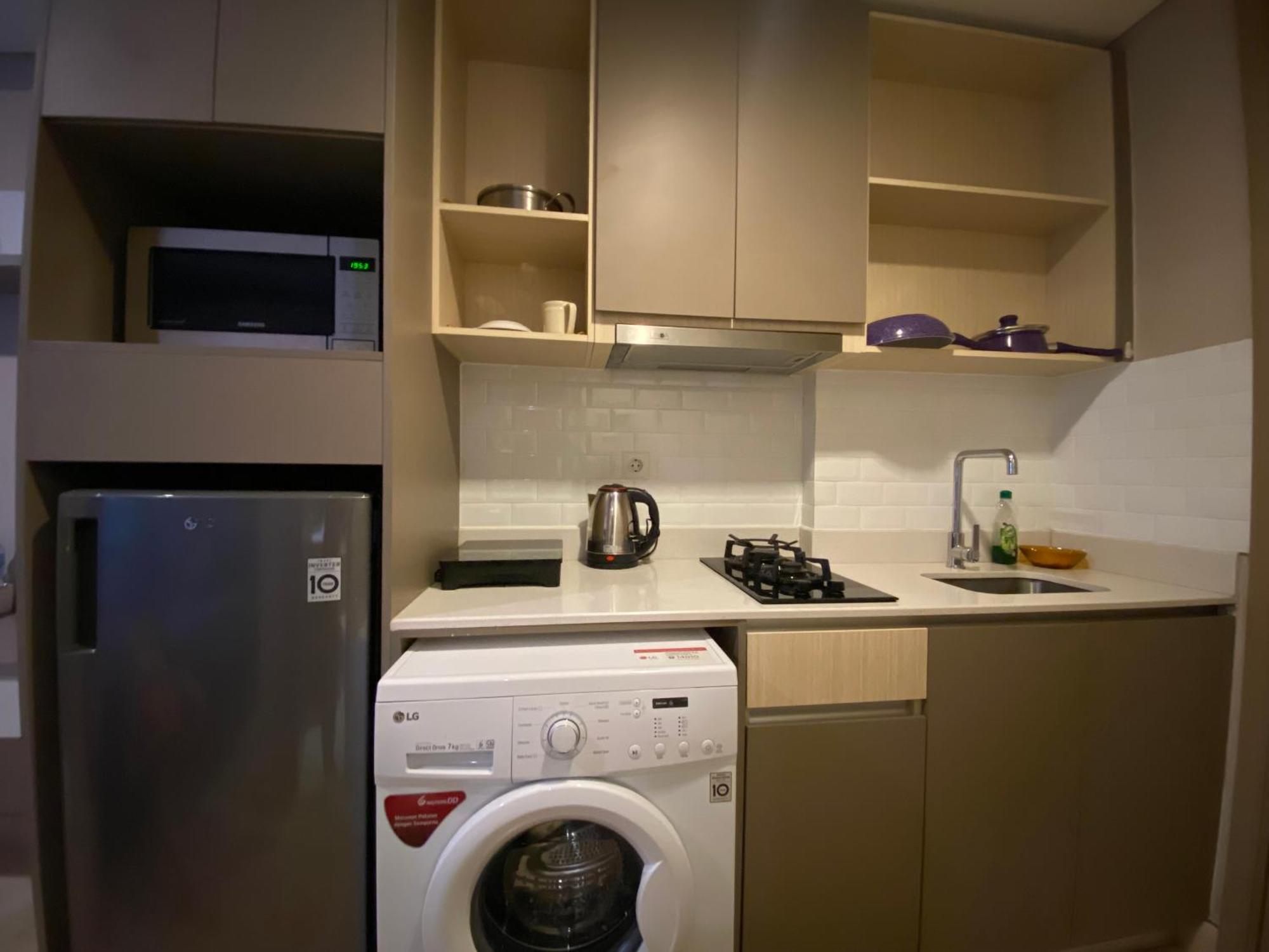 Comfort And Luxury Private Room At Goldcoast Pik Джакарта Номер фото