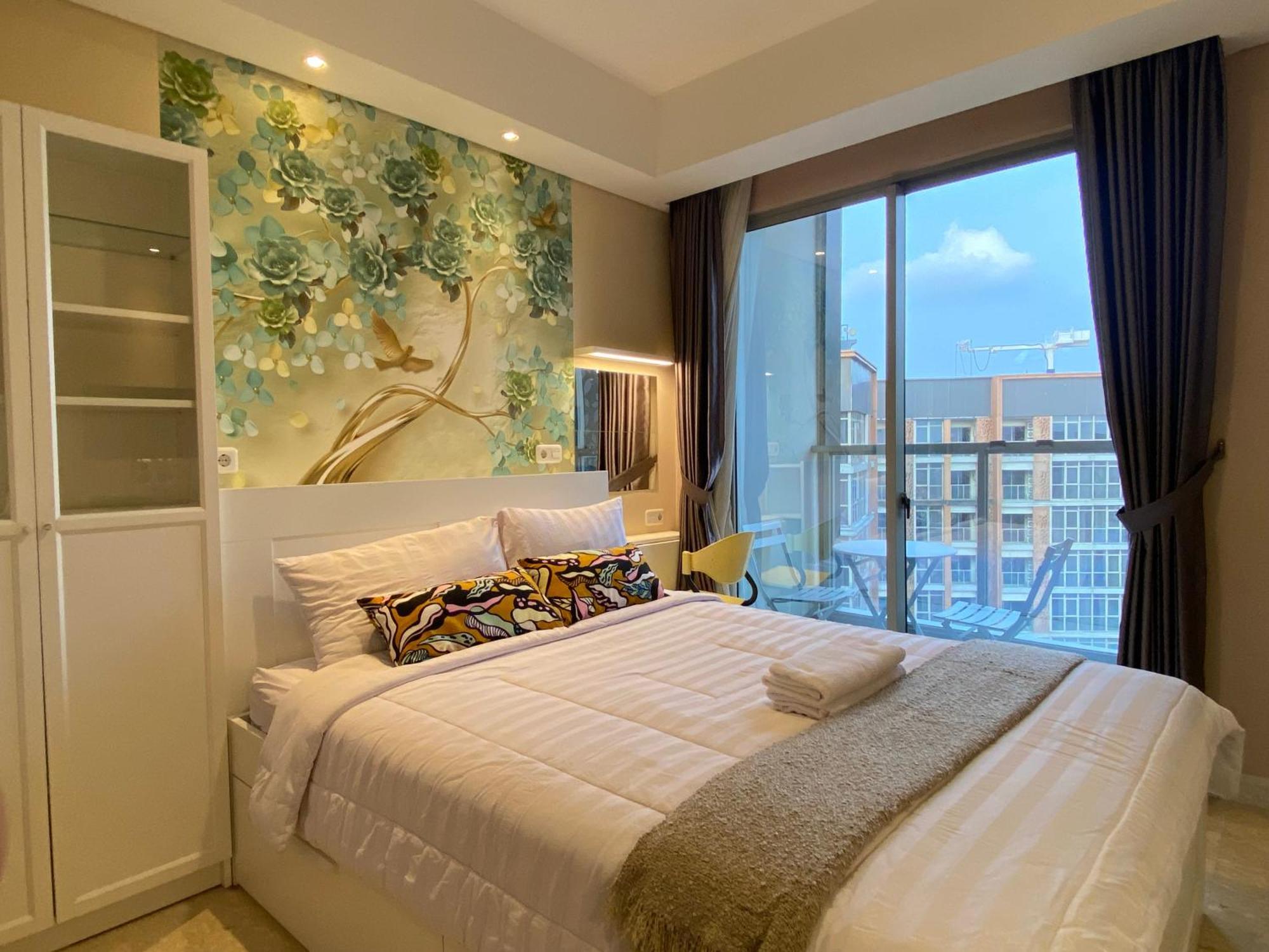 Comfort And Luxury Private Room At Goldcoast Pik Джакарта Номер фото